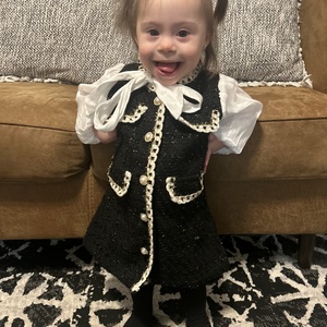 Team Page: Itzy Bitzy Strong